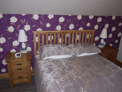 Carnately Bed & Breakfast 4*